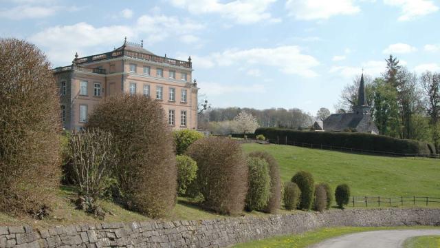 chateau-et-chapelle-de-saint-fontaine-c-julien-fastre-1.jpg