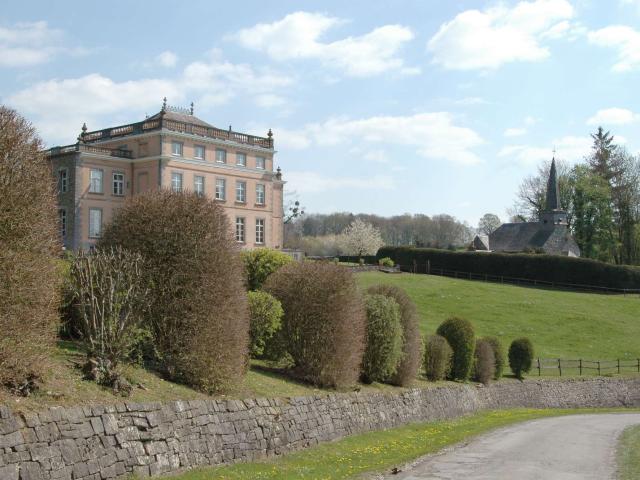 chateau-et-chapelle-de-saint-fontaine-c-julien-fastre-1.jpg