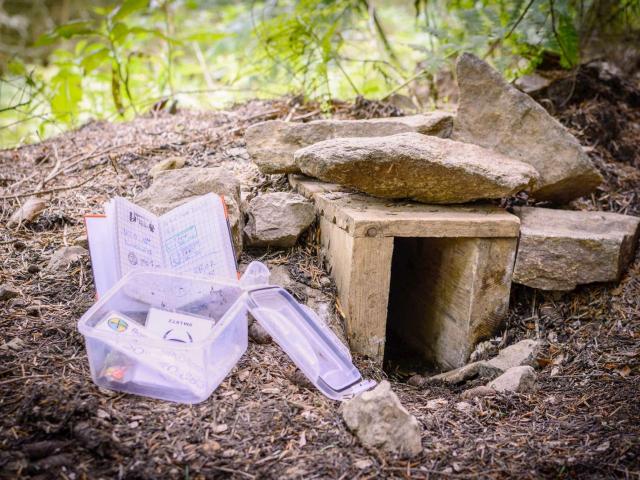 geocaching-AdobeStock_169076924-c-Andy.jpeg