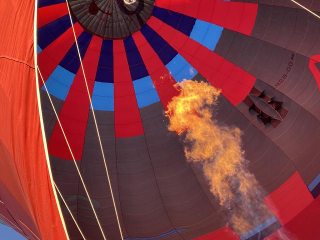 Décollage de Montgolfière