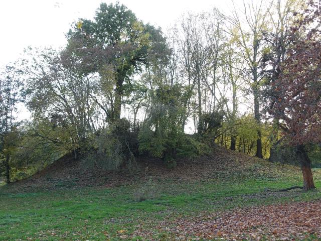 Motte Féodale - Ville en Hesbaye