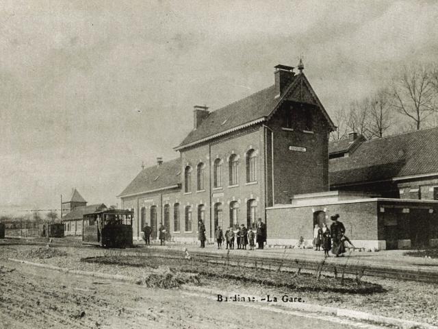 Gare Burdinne Photo Ancienne